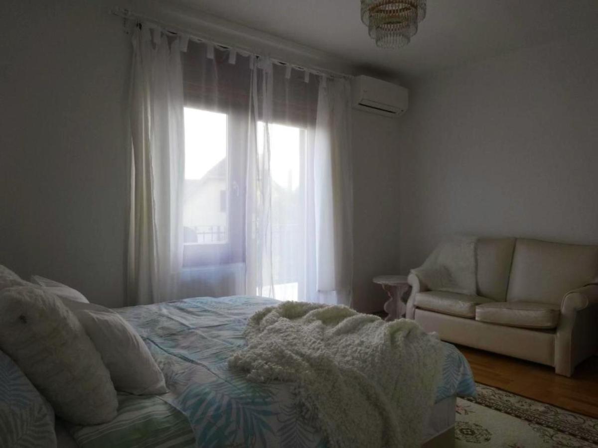 Апартаменти Laszlo Apartman Тихань Екстер'єр фото