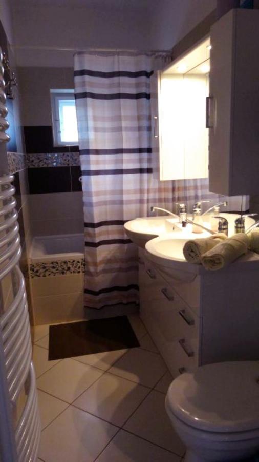 Апартаменти Laszlo Apartman Тихань Екстер'єр фото